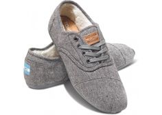 Herringbone Women's Cordones // Pinterest favorite sure to be a great gift as well! Shoes Painting, Toms Shoes Women, Cheap Toms Shoes, Toms Shoes Outlet, Women Heels, Shoes Canvas, Womens Shoes High Heels, Classic Shoes, Shoes Outlet