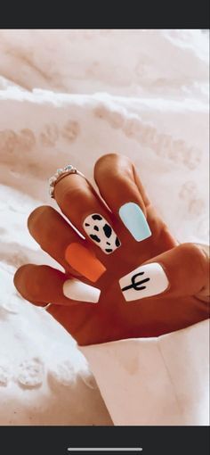 White Western Nail Ideas, Easy Country Nail Ideas, Western Nails With Lightning Bolt, Fun Cow Print Nails, Cow Print Smiley Face Nails, Cow Print Lightning Bolt Nails, Turquoise Nails Western Cow Print, Western Nails, Country Nails