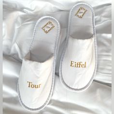 Tour Eiffel (Eiffel Towel) Slippers Hotel Slippers, Hotel Style, Color White, Slippers, Skin Care, Packaging, Hotel, Women Shoes, Silk