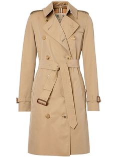 Burberry Trenchcoat, Beige Trench Coat, Burberry Classic, Burberry Trench, Burberry Trench Coat, Classic Trench Coat, Double Breasted Trench Coat, Minimalist Wardrobe, Trench Coats Women