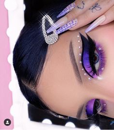 Vibrant Makeup, Drag Make-up, Rhinestone Makeup, Cute Eye Makeup, Rave Makeup, Eye Makeup Pictures, Purple Makeup