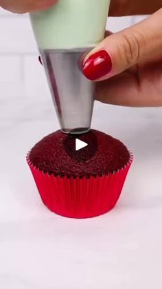 47K views · 124 reactions | #erastour #cake #taylorswift #cakedecorating #vintagecake #baking #cakesofinstagram #cakelover #small #smallcake #processing #processingsmallcake #barbie #barbiecore #cakedecorating #pink #vintagecake #cupcake #cupcakes #cakedecorating #barbiemovie #nicecake | love cake 05 Santa Cupcakes, Recipes Oven, Chicken Thigh Recipes Oven, Chicken Thigh Recipes Baked, Cupcake Designs, Thigh Recipes, Cake Lover, Small Cake, Christmas Cupcakes