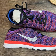 New In Box Nike Shoes Womens, Nike Free Flyknit, Womens Nike, Nike Blue, Shoes Womens, Women's Nike, Nike Free, Black Blue, Nike Shoes