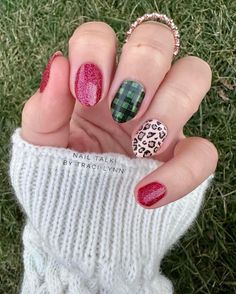 Funky Fingers, Color Streaks, Pretty Nail Designs, Christmas Settings, Mani Pedi, Color Street, The Pretty