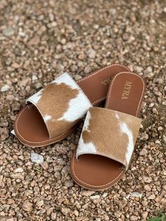 Real Turquoise Jewelry, Cow Print Design, Cow Hide Shoes, White Cow Print, Single Wide, Western Style Outfits, Cute Slippers, White Cow, Real Turquoise