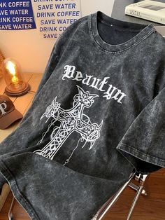 Acid Washed Tshirt, Oversized Gray Tops With Slogan, Oversized Gray Slogan Tops, Oversized Crew Neck Grunge Shirt, Oversized Grunge Crew Neck Shirt, Oversized Grunge Tops With Letter Print, Oversized Grunge Top With Letter Print, Grunge Crew Neck Shirt With Letter Print, Black Graphic Tee Outfit