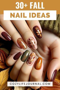 Nail Art Short Nails Fall, Pumpkin Spice Nail Designs, Short Nails Minimalist, Minimal Nail Art Short Nails, Nails Fall Design, Autumn Short Nails, Fall Nail Art Designs Autumn, Nail Art Designs Autumn, Autumn Nails Art