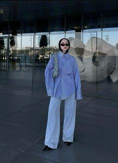 Blue Hijab Outfit, Mix And Match Outfits Hijab, Clean Outfit, Jeans Heels Outfit, Stylish Outfits Casual, Corporate Baddie, Outfit Korean Style, Hijabi Outfit, Walking Outfits