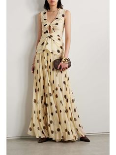 ALTUZARRA Pan tie-front gathered polka-dot crepe de chine top | NET-A-PORTER Palm Beach Style Clothes, Textured Clothes, A Line Maxi Skirt, Look Formal, Resort Fashion, Pleated Tops, Printed Skirt, Patterned Dress, Grad Dresses