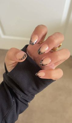 Black Nail Tip Designs, Vet Nails, Nail Inspo New Years, Christian Nails, Black Nail Tips, Fall Almond Nails, Opi Gel Nails, Nail Tip Designs, Cute Short Nails