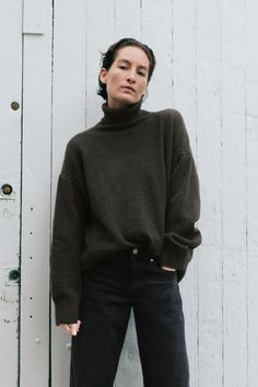 Oooo baby. Here's your new favorite everyday sweater. A chic AF, cozy as heck, oversized, bum-covering turtleneck in a fuzzy, cozy, washable cotton blend. Fun Pants, Soft Summer, Short Jacket, Short Pants, Dress Pants, Sweater Top, Dress Skirt, Cashmere, Turtle Neck