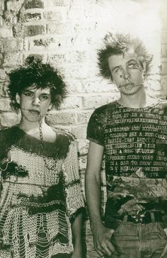 Punk People, Punks 70s, Safety Dance, Queer Punk, Iconic Photographs, Traditional Goth, Anarcho Punk, 80s Goth, 70s Punk