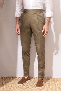 Pini Parma, Khaki Trousers, Mens Casual Dress Outfits, Men Trousers, Cotton Trousers, Mens Casual Dress, Mens Pants Fashion, Mens Khakis, Men Fashion Casual Outfits