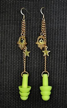 Keep your ears protected while at your favorite rave, festival, or concert with our earplug earrings! Never again will you lose your earplugs when they're attached to your earrings! The gold earrings are made with gold plated metal for all chains and hooks. The silver earrings are made with 925 sterling sliver for hypoallergenic sensitivity. The PLURfect accessory to save your hearing! Cheap Nickel-free Plug Earrings For Festivals, Rave Earrings, Earplug Earrings, Edm Concert, Festival Earrings, Gold Hamsa, Edm Festival, Dope Jewelry, Earplugs