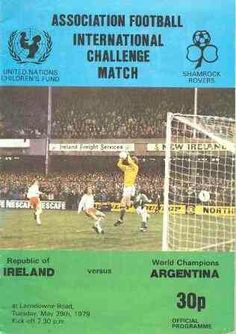 an advertisement for the international challenge match between england and argentina, in front of a crowd