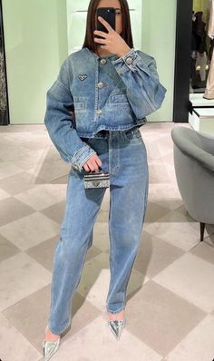 Ny Outfits, Outfits Con Jeans, Stylish Summer Outfits, All Jeans, Casual Day Outfits, Casual Chic Outfit, Clothing Hacks, Lookbook Outfits, Denim Outfit