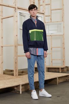 See the complete Christopher Shannon Fall 2016 Menswear collection. Sport Bags Women, Couture Skirts, Future Clothes, Herschel Heritage Backpack, Mens Fashion Trends