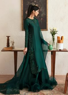 +92117653999 #fyp #foryourpage #unfrezzmyaccount #100kviews #viralvideo #viraltiktok #virtualstylist Kanwal Malik, Luxury Pret, Raw Silk Fabric, Pakistani Wedding Outfits, Pakistani Bridal Wear, Boutique Dress Designs, Stylish Dress Book