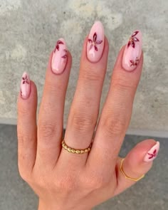 Floral Nails 2024 Trends, 2024 Nails, Cream Nails, Edgy Nails, Summery Nails, Pastel Nails, Funky Nails, Dream Nails, Flower Nails