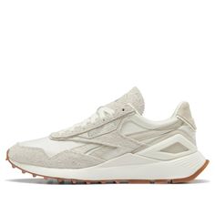 Reebok Classic Legacy Az Marathon Running Shoes/Sneakers Montreal Fall, Reebok Classic Leather Legacy, Reebok Mens Sneakers, Casual Street Fashion, Male Accessories, Reebok Classic Leather, Burgundy Shoes, Marathon Running Shoes, Outfits Jewelry