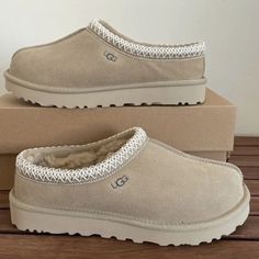 Tasman Slippers, Ugg Tasman Slippers, Preppy Shoes, Shoes Ugg, All Nike Shoes, Ugg Tasman