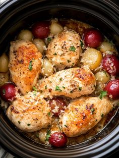 chicken, grapes and potatoes in a slow cooker