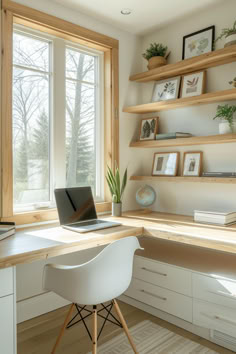 40+ Cozy White Walls with Wood Trim Ideas to Warm Up Your Home Office White Walls With Wood Trim, Wood Trim Ideas, Walls With Wood Trim, Trim Ideas, Timeless Interior, Small Home Offices, Small Home Office