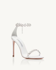 White Heels Expensive, White Heels Elegant, Pretty White Heels, White Heels Png, Elegant Wedding Shoes Heels, White Prom Heels, Pretty Shoes High Heels, Aesthetic Sandals, White Stiletto Heels