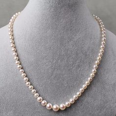 Graduated Cultured Pearl Choker Necklace - Sherri Bourdage Pearls Chicago