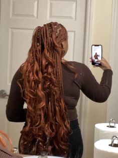 Ginger French Braids, Copper French Curl Braids, Afro Hair Red, Ginger French Curl Braids, Braid Maintenance, Ginger Knotless, Gold Braids, French Curl Braids, Curl Braids