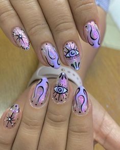 Side Swept Bangs Hairstyles, Alien Nails, Evil Eye Nails, Witchy Nails, Retro Nails, Swept Bangs, Cut Hairstyles, Diva Nails, Eye Nails