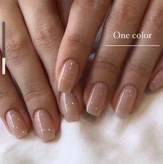 Simplistic Nails Short, Nails For Yellow Undertone Skin, Oldmoney Nails Idea, Light Brown Neutral Nails, Light Beige Nails Acrylic, Clear Nude Gel Nails, Tan Skin Nails Color, Colors For Yellow Undertones, Natural Russian Manicure