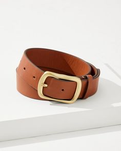 Pull together your look with the classic appeal of this brown leather belt with season-spanning versatility. Women's Shoes Accessories, Saddle Brown, Brown Leather Belt, Tommy Bahama, Clutch Handbag, Christmas List, Handbag Accessories, Leather Belt, Brown Leather