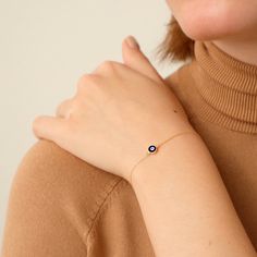 Evil Eye Jewelry Bracelet, Gold Chocker Necklace, Hand Modeling, Maharashtrian Jewellery, Silver Bracelet Designs, Gold Bracelet Simple, Jewelry Stacking, Minimalist Jewellery, Antique Jewellery Designs