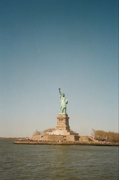 Nyc, NYC, New York, Central Park, Film, Film photo, aesthetic, Kodak film, Statue of Liberty New York Central Park, Nyc Baby, Ny Trip, Empire State Of Mind, Kodak Film, Nyc Girl, Nyc Aesthetic, New York Central, The Statue Of Liberty