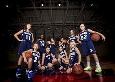 Youth Basketball Pictures, Team Picture Poses, Sports Team Photography, Team Photography