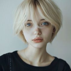 #aiphotography Reference Photos Hair, Bottle Blonde, Messy Haircut, 얼굴 드로잉, Hair Inspiration Short, Shot Hair Styles, Face Characters, Face Reference, Aesthetic People