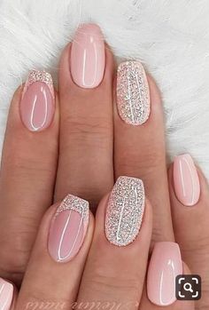 Nail Ideas Wedding Guest, Wedding Nails For Mother Of Groom, Senior Picture Nails Ideas, Finger Nails, Work Nails