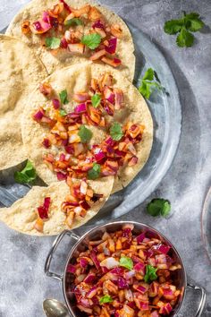 Indian onion chutney spread over poppadoms on a grey background. Red Onion Chutney, Raw Onion, Vegetable Curry Recipes, Beef Curry Recipe, Onion Chutney, Curry Recipes Easy, Curry Stew, Easy Curry, Curry Recipes Indian