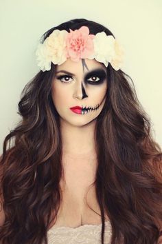 The 40 Best Halloween Makeup Looks, According to Pinterest via Brit + Co Nem Halloween Makeup, Half Face Halloween Makeup, Makijaż Sugar Skull, Half Skull Makeup, Halloween Makeup Sugar Skull, Make Up Diy