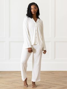 Ivory Long Sleeve Pajama Set modeled by a woman. The photo was taken in a high contrast setting Silk Comforter, White Pajamas, Classic Pajamas, Come Soon, Bamboo Pajamas, Best Pajamas, Soft Clothes, Fabric Accessories, Pajama Pant