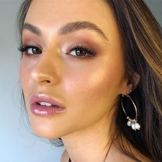 Maquillaje Glowy, Trucco Glam, Makeup Glowy, Brunette Ombre, Natural Glam Makeup, Makeup Highlighter, Dewy Makeup