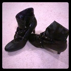 Brand New Never Worn! Mudd Shoes, Black Booties, Shoes Heels Boots, Shoes Women Heels, Heeled Boots, Shoes Heels, Brand New, Women Shoes, Boots