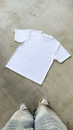 mockup by maddoxkan Tshirt Brand Photoshoot, Mock Ups Free Templates, Mockups Clothing, Short Mockup, Tshirt Mockup Free, Streetwear Mockup, Blank Mockup, Mock Up T Shirt, Instagram Mockup