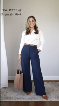 Womens Dress Pants Outfits, Wide Leg Outfits, Bored Drawing, Wide Leg Jeans Outfits, Patch Pocket Jeans, Classy Tips, Slacks Outfit, Work Attire Women, Dress Pants Outfits