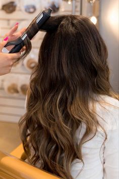 Soft Curl with Hair extensions from Vixen and Blush london salon Ghd Soft Curl Tong, Ghd Curls, Curled Hair, Hair Extensions Best, Soft Curls, Curled Hairstyles