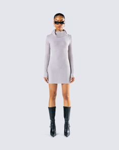 There's nothing better than a look thats both cozy, and chic 😍 Complete with a cowl neck and mini length - this subtle yet sexy grey sweater dress is giving the best of both worlds 👏 Grey Turtle Neck Sweater Dress, White Bodycon Mini Sweater Dress, Toght Sweater Dress, White Stretch Sweater Dress With V-neck, Faux Fur Trim Coat, White Stretch V-neck Sweater Dress, Fur Trim Coat, Cowl Neck Sweater Dress, Grey Sweater Dress