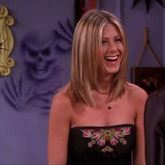 Jenifer Aniston 90s Hair, Jennifer Aniston Hair Friends, Rachel Friends Hair, Pics Of Friends, Jennifer Aniston Hair Color, Rachel Green Hair, Rachel Haircut, Rachel Hair