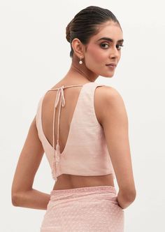 A stunning cape sari set with a heavily hand embroidered cape with a dotted tulle sari and raw silk blouse. Raw Silk Blouse, Cape For Women, Embroidered Cape, Tulle Cape, Pink Sale, Beaded Neckline, Pink Saree, Raw Silk, Atlantis