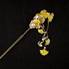 ❈Get 40% off when you buy 4 items ❈Materials:Pearl/Resin/Copper/Shell ❈Measurements: 19*5 cm/Useable length: 12 cm                                  Tassel length: 9 cm Gingko Hairpin, Green Hair Ornaments, Gingko Necklace, Ginko Leaf Jewelry, Pearl Hair Accessories, Pearl Resin, Ancient Chinese Hairpin, Flower Hair Pins, Blank Hats